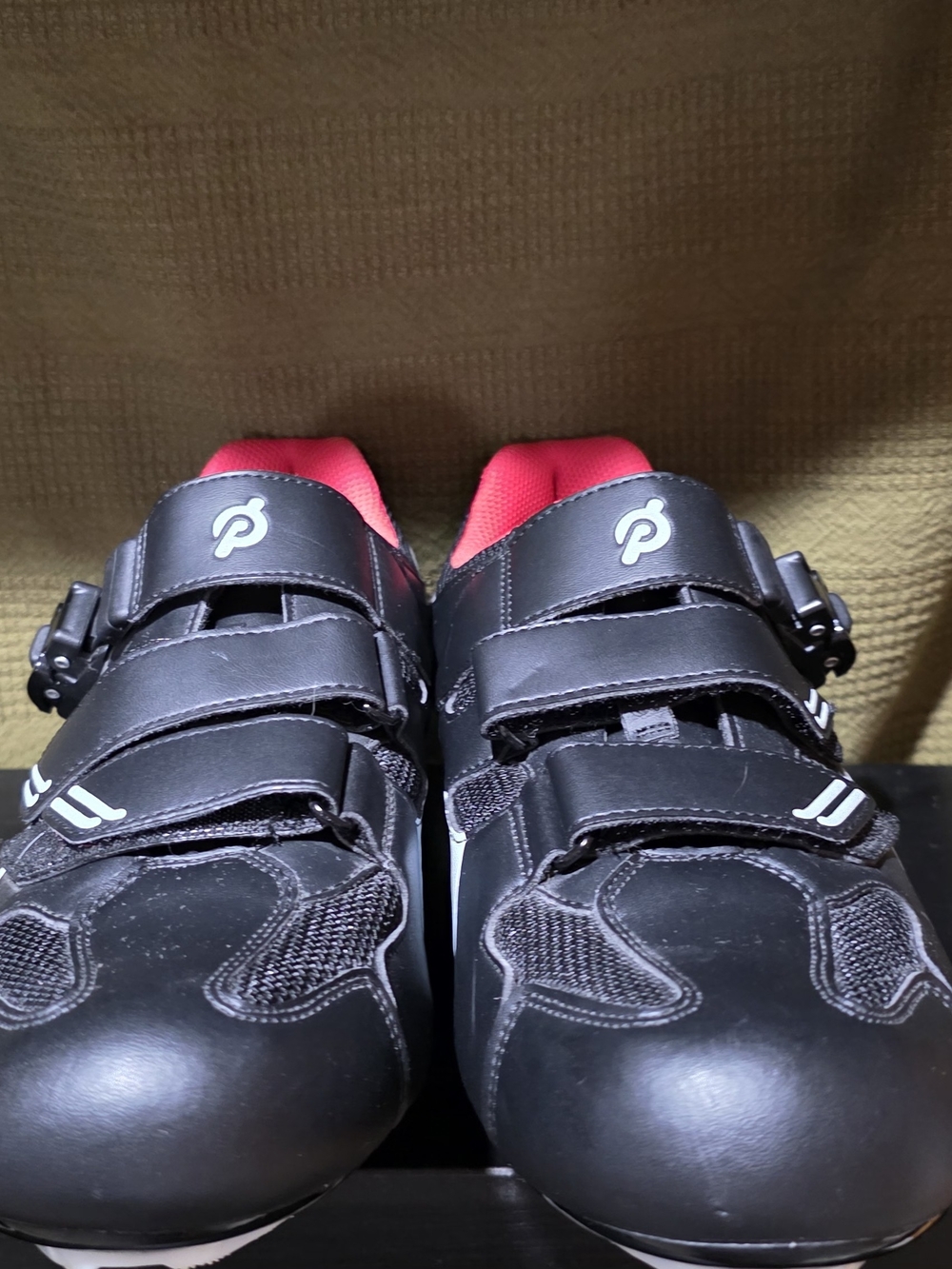 Peloton Men’s Black Cycling Shoes with Pink Interior